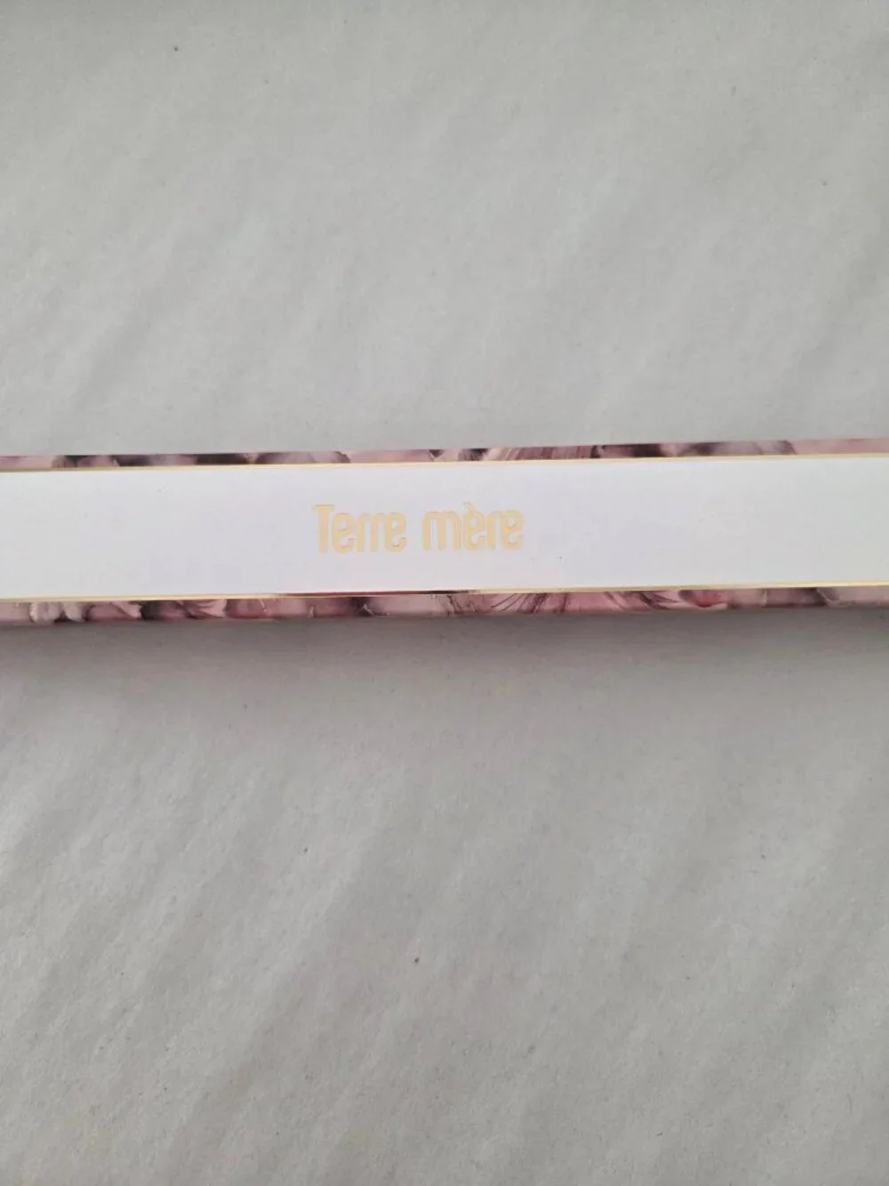 Terre Mère 400 Face Blending Brush Soft Synthetic Bristles Rose Gold Accent